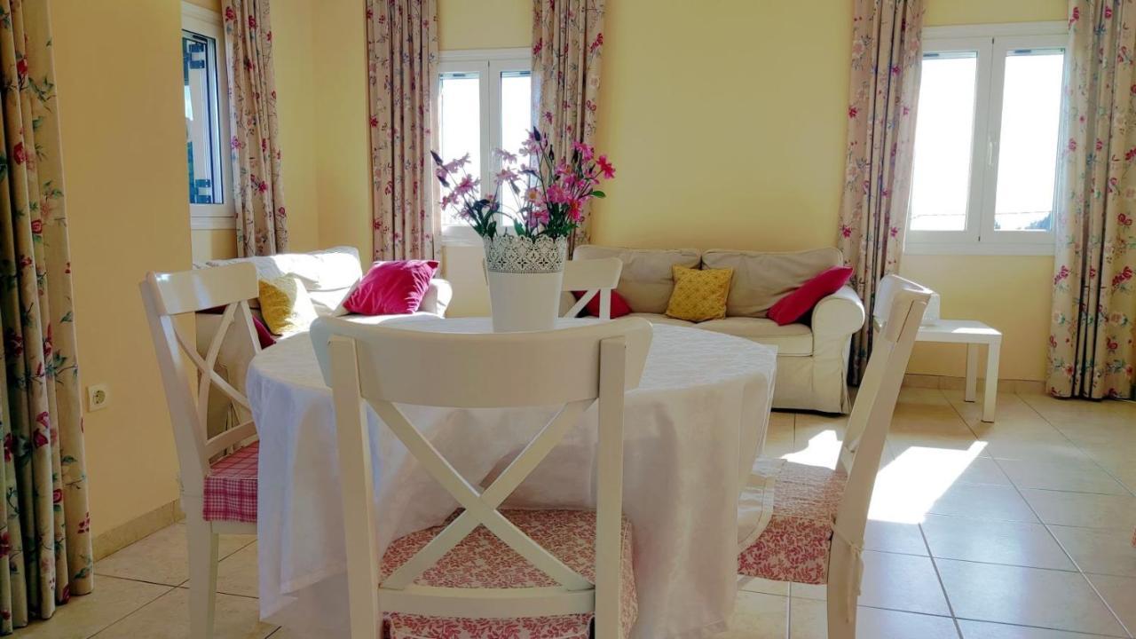 Nikolas House غماري المظهر الخارجي الصورة