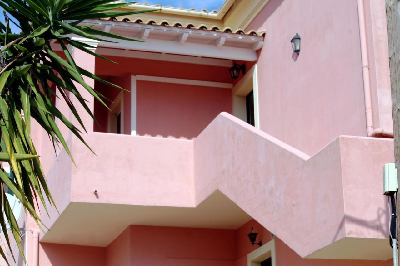 Nikolas House غماري المظهر الخارجي الصورة