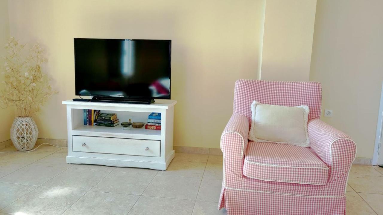 Nikolas House غماري المظهر الخارجي الصورة